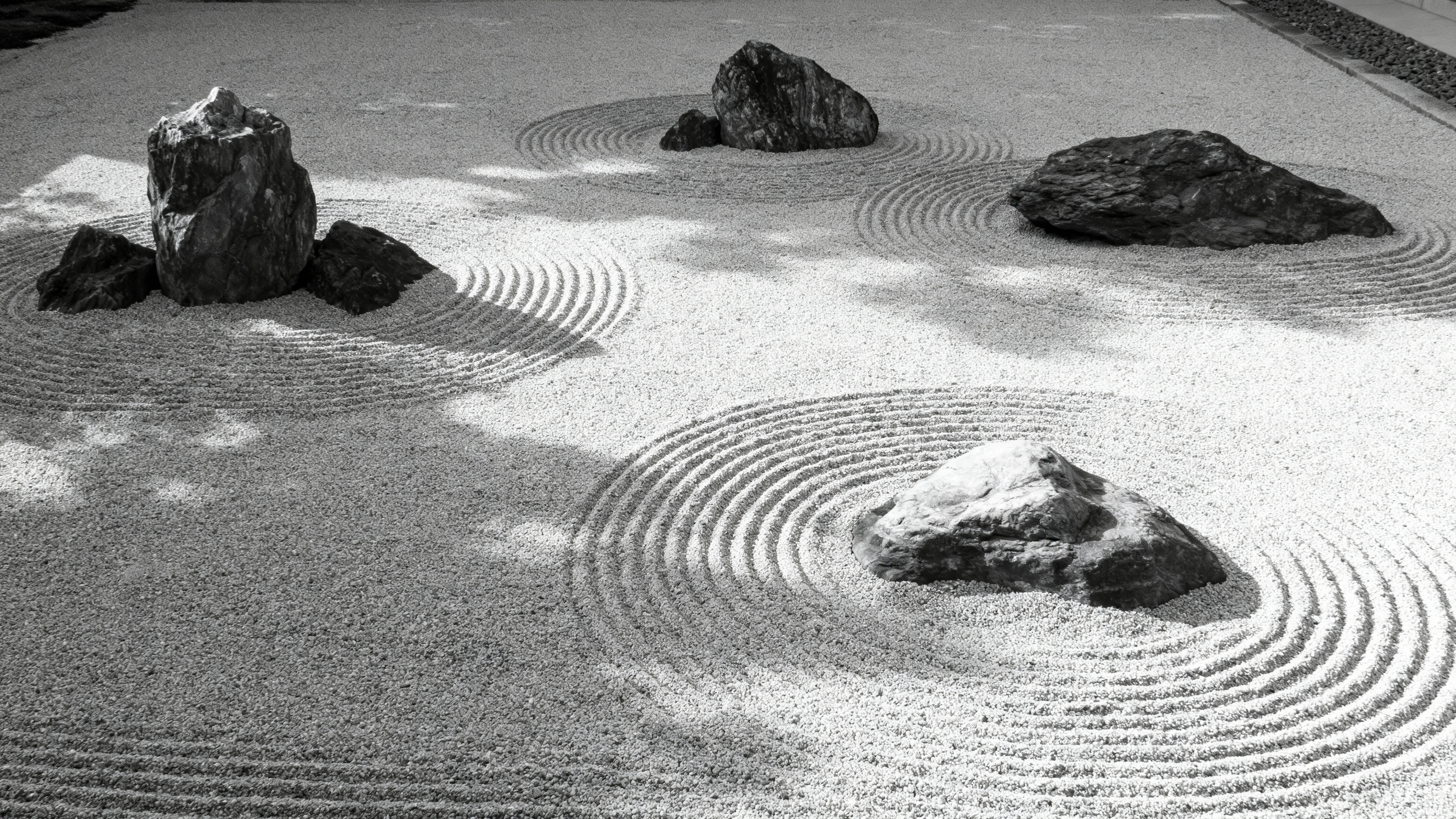 The Unseen Stone: Decoding the Zen Philosophy Behind Ryoan-ji’s Most Mysterious Garden